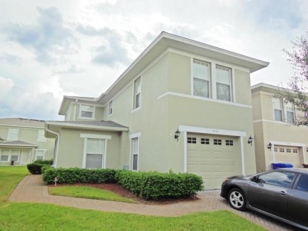 CYPRESS LAKES TWNHM PII