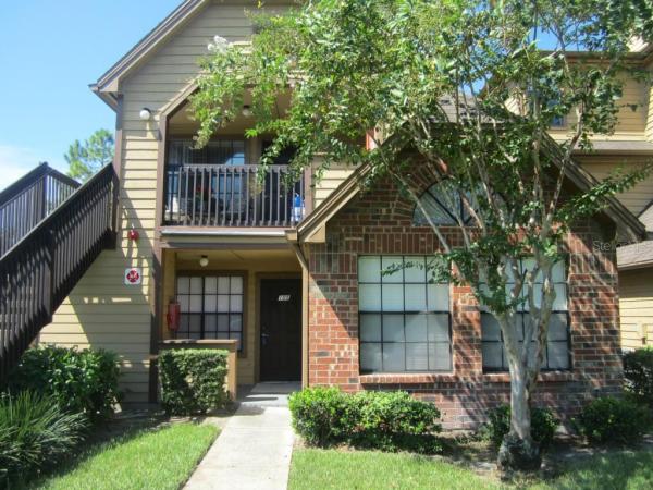 LAKEWOOD PARK A CONDO