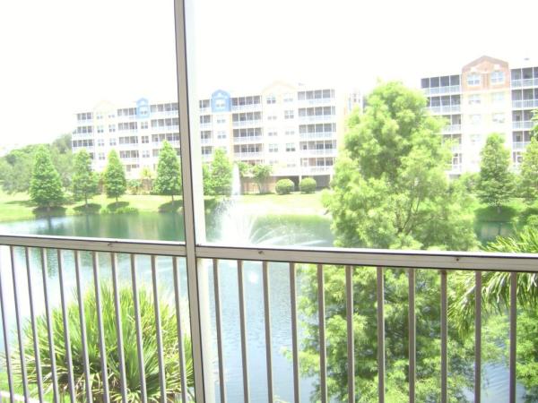 GOLF LAKE CONDO AT EAST BAY
