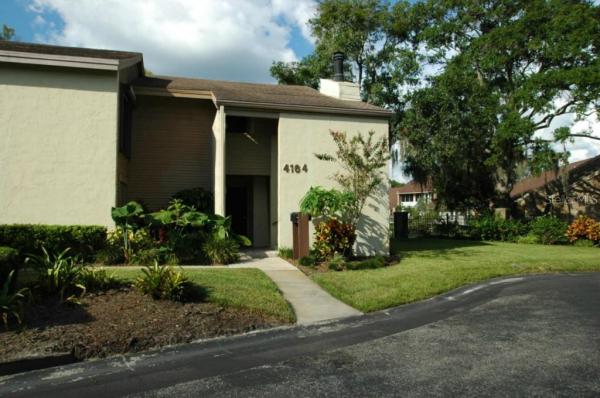CARROLLWOOD VILLAGE PINE LAKE GARDEN VILLAS