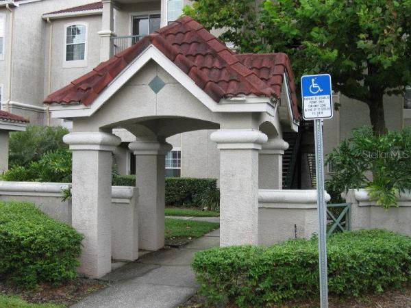 LAKEVIEW AT CALUSA TRACE