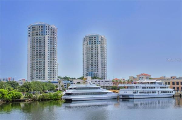 TOWERS OF CHANNELSIDE CONDO