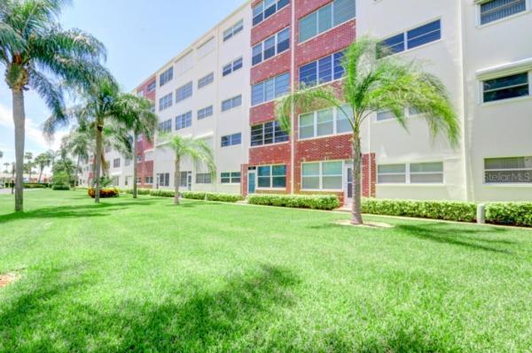 REGENCY WEST APTS CONDO