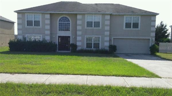 MASCOTTE DUKES LAKE PH 02