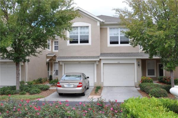 CARRIAGE HOMES AT STONEBRIDGE COMMONS