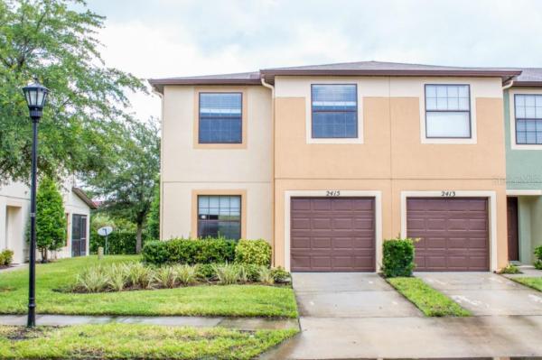 EDGEWATER AT LAKE BRANDON