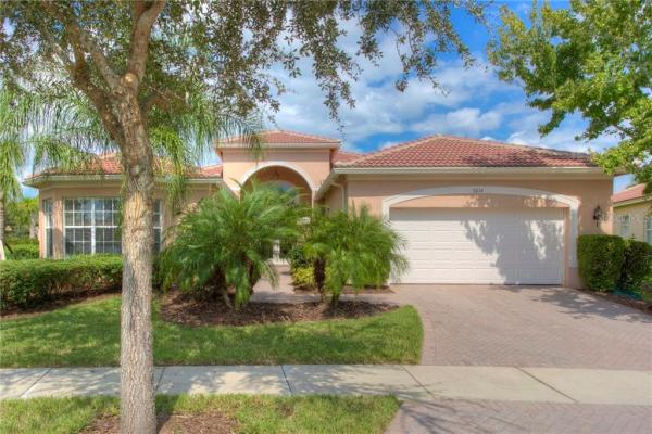 VALENCIA LAKES PH 01