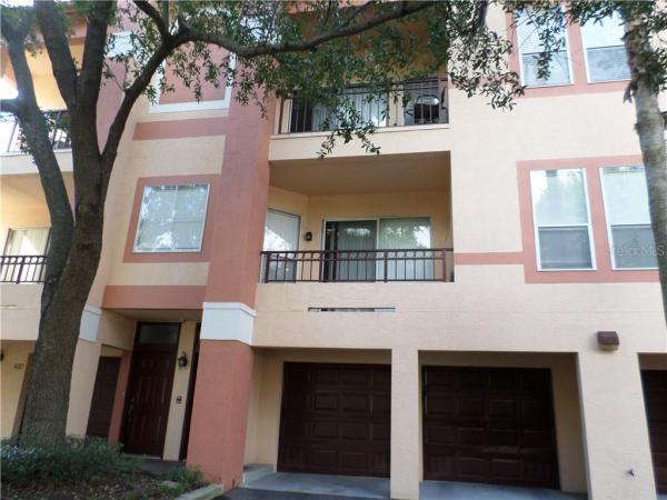 ISLAND PLACE A CONDO