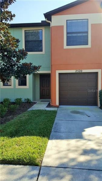 EDGEWATER AT LAKE BRANDON