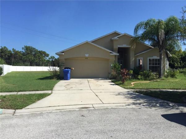 CARRIAGE POINTE PH 01