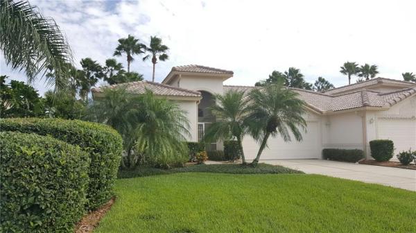 HERITAGE OAKS GOLF & COUNTRY CLUB