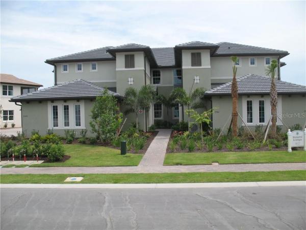 CLUBSIDE AT COUNTRY CLUB EAST