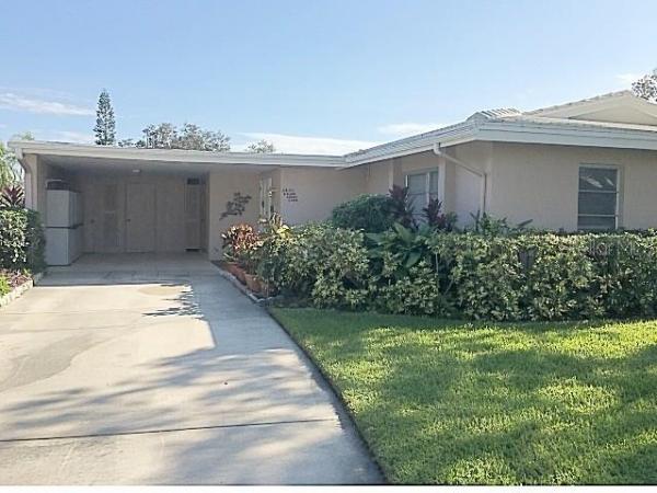 SOUTH GATE VILLAGE GREEN 07