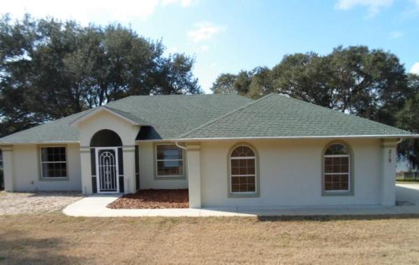 LADY LAKE HIDDEN OAKS