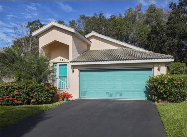 VILLA LE GRAND & LESLIE PARK