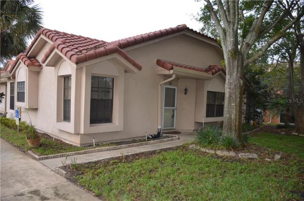 GREENBROOK VILLAS AT ERROL ESTATES 01