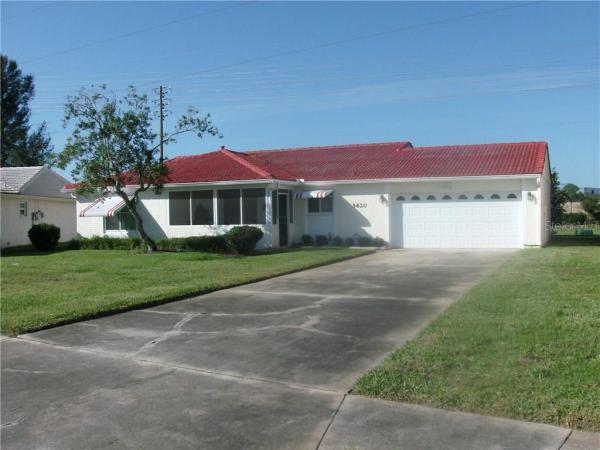 MONTPELIER VILLAGE PH 01