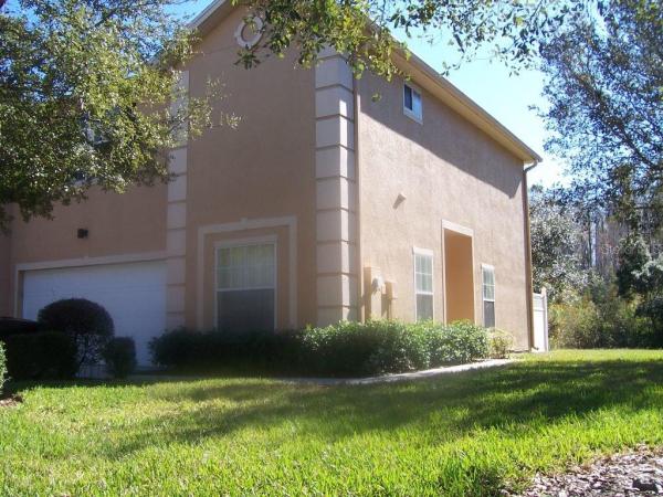 EMERALD POINTE TOWNHOMES AT TAMPA PALMS