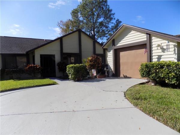 VILLAGE ON THE GREEN PATIO HOMES
