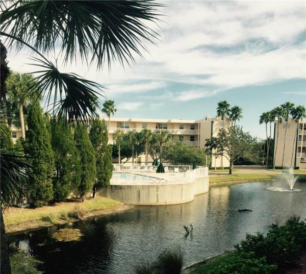 SHORES OF LONG BAYOU CONDO