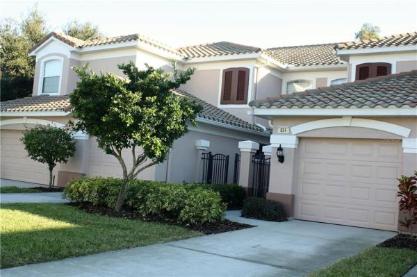 COACHMAN RESERVE CONDO