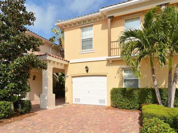 ISLES OF SARASOTA UNIT 1