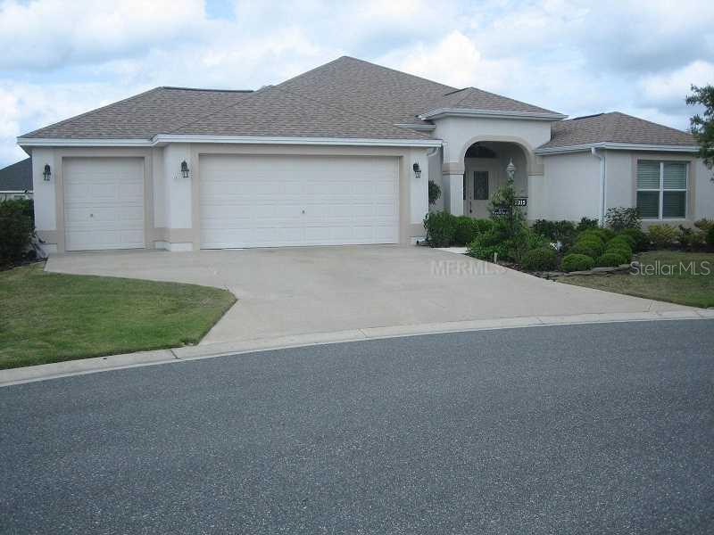 THE VILLAGES - фото