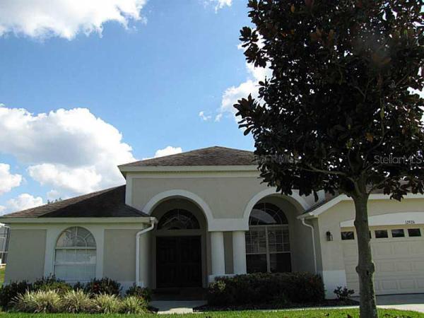 OVERLOOK AT LAKE LOUISA PH I