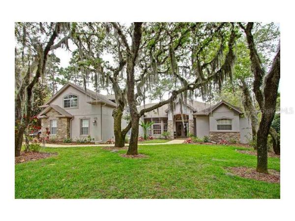 ESTATES ON LAKE MILLS