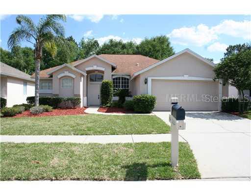 RIVER HILLS COUNTRY CLUB