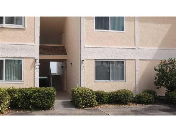 SAND KEY CONDO BAYSIDE GDNS 1