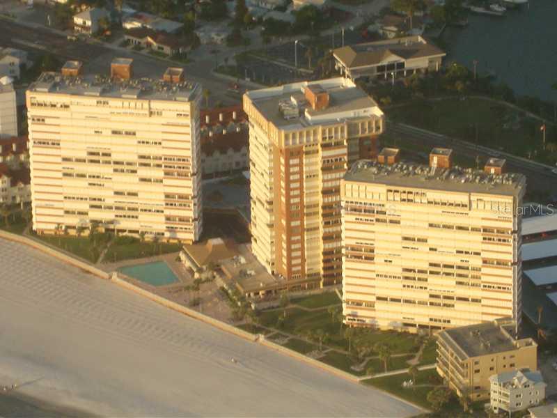 REDINGTON TOWERS 3 CONDO - фото