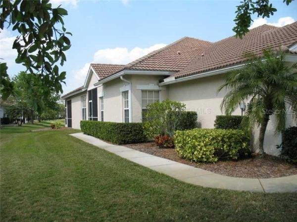 PELICAN POINTE GOLF & COUNTRY CLUB UNIT 8