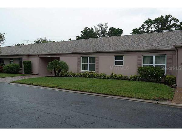 CHATEAUX DE BARDMOOR 7 CONDO