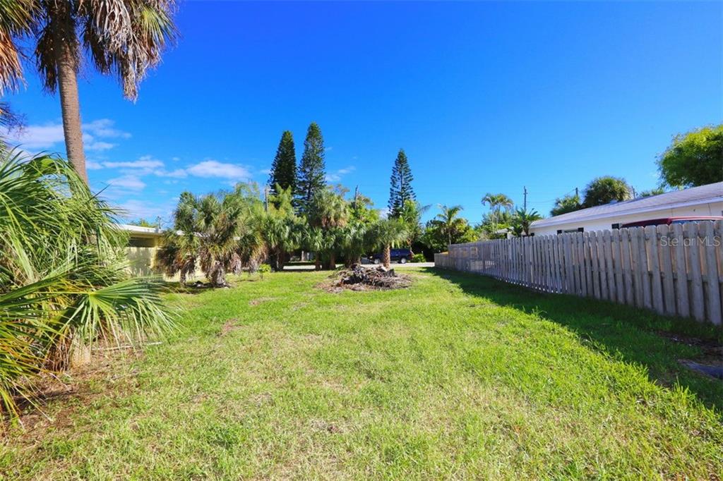 SHORE ACRES - фото