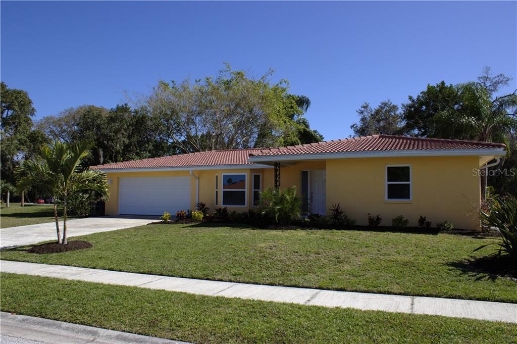 GULF GATE WOODS - фото