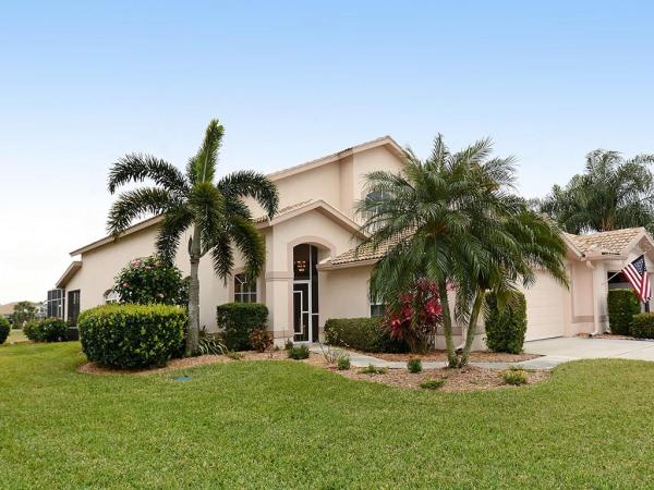 STONEYBROOK GOLF & COUNTRY CLUB