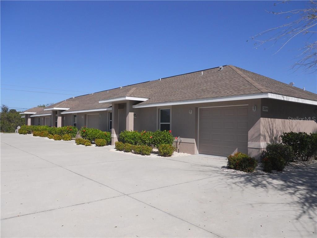 ROTONDA WEST PEBBLE BEACH - фото