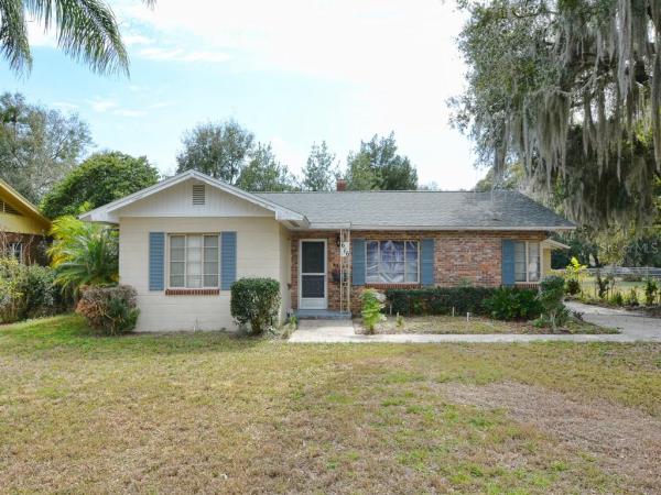 MOUNT DORA GULLERS HOMESTEAD