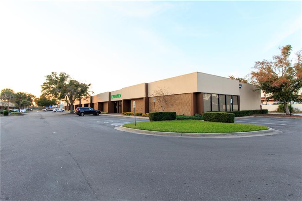 Commercial - фото