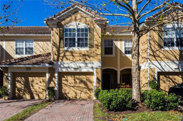 VISTAS/PHILLIPS COMMONS