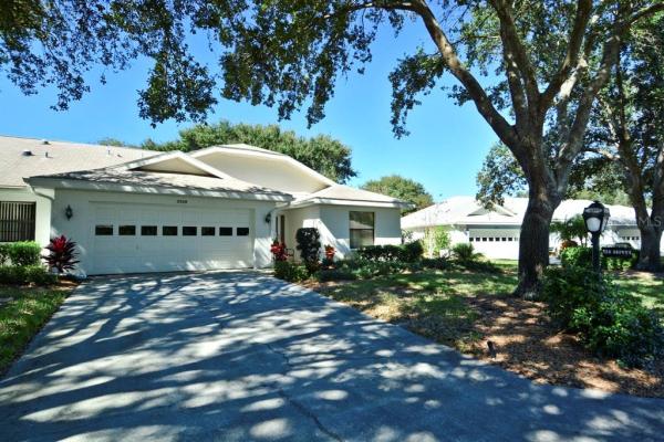 LANCASTER 04 CONDO PH 01