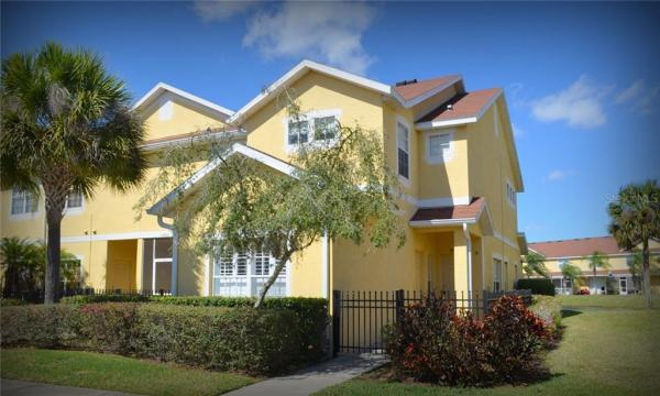 RIVERCREST TWNHMS WEST PH 01