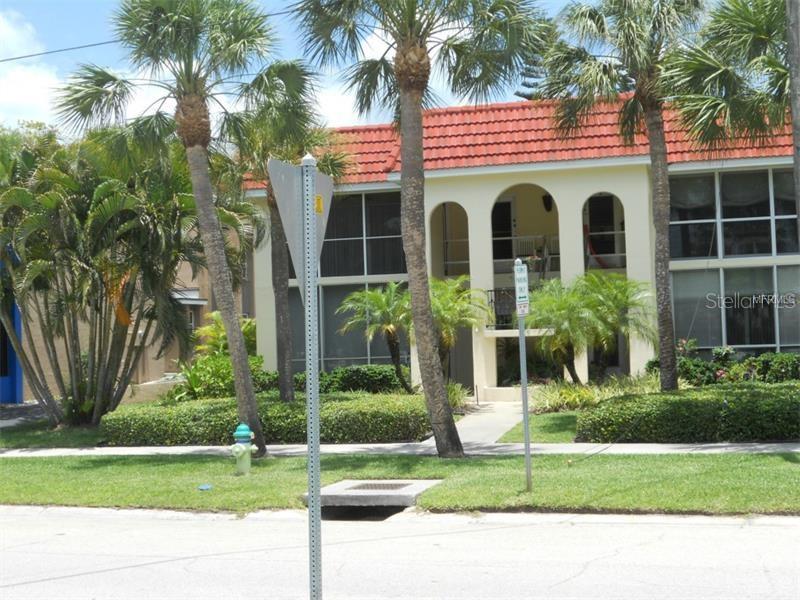 VILLA NAVARRA - фото