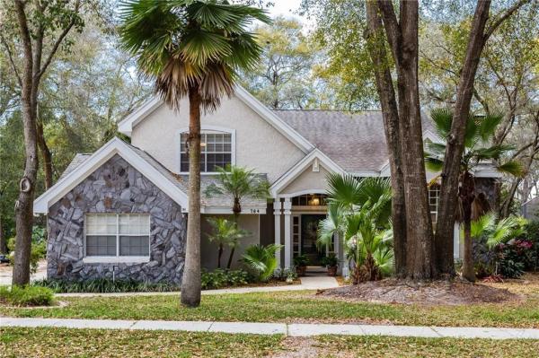 LEXINGTON CLUB PH 02