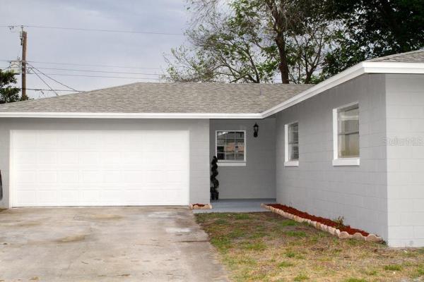 ROYAL OAK GOLF & COUNTRY CLUB EAST UNIT 03