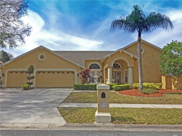 LAKES AT VAN DYKE FARMS