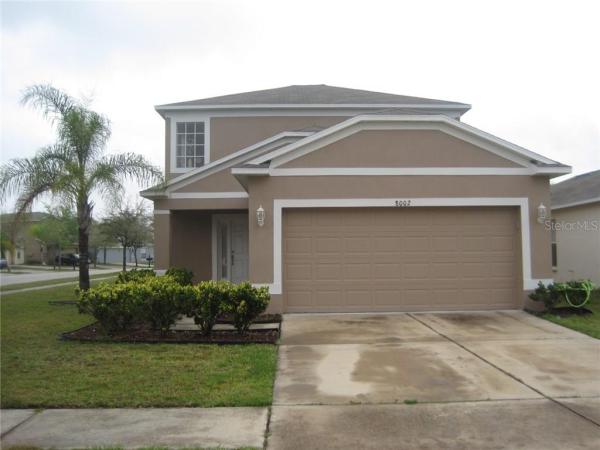 CARRIAGE POINTE PH 01