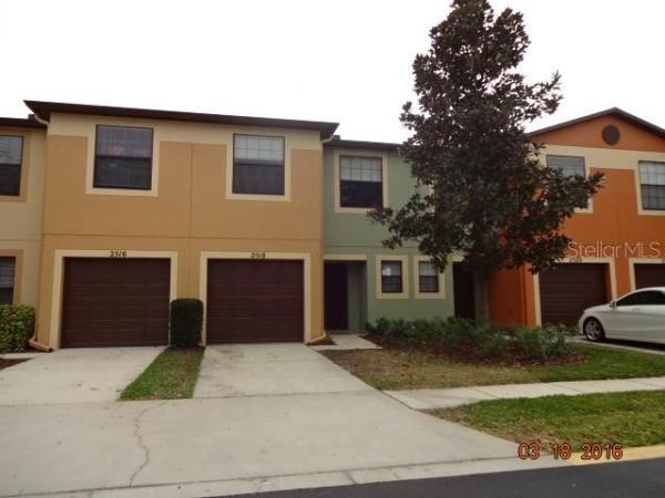 EDGEWATER AT LAKE BRANDON