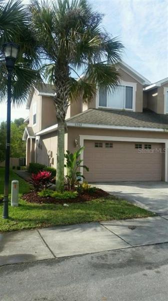 TOWNHOMES AT PARKSIDE